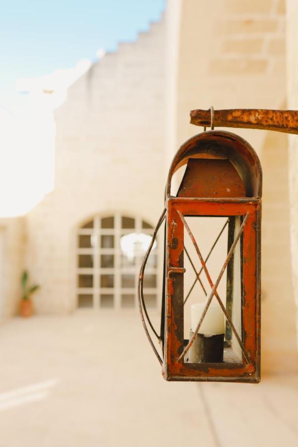 Masseria Paralupi Bed & Breakfast เลชเช ภายนอก รูปภาพ