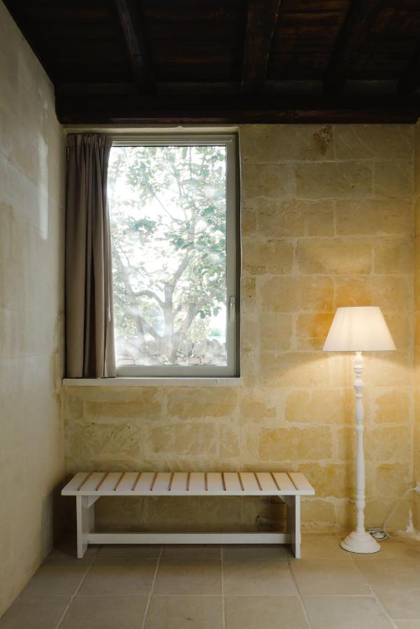 Masseria Paralupi Bed & Breakfast เลชเช ภายนอก รูปภาพ