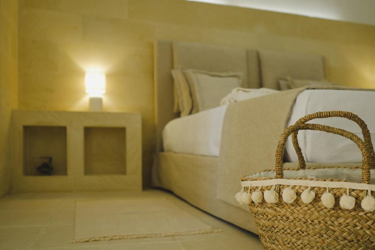 Masseria Paralupi Bed & Breakfast เลชเช ภายนอก รูปภาพ